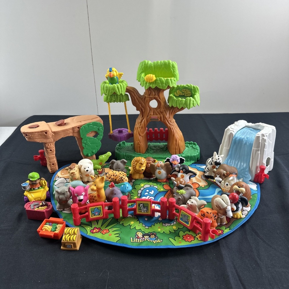 Fisher Price Little People A-Z Learning Alphabet Zoo w/26 animals + acc. comp.